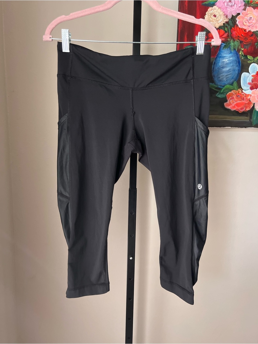 Lululemon Black Athletic Capri Leggings